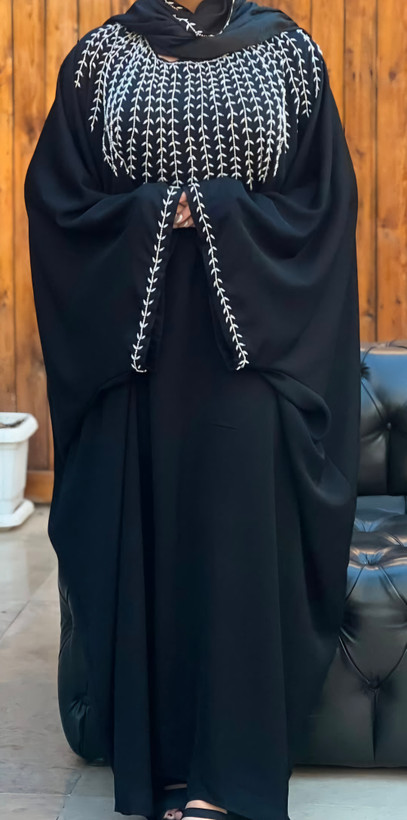 مانتو عبایی خاکستری سنگ دوزی